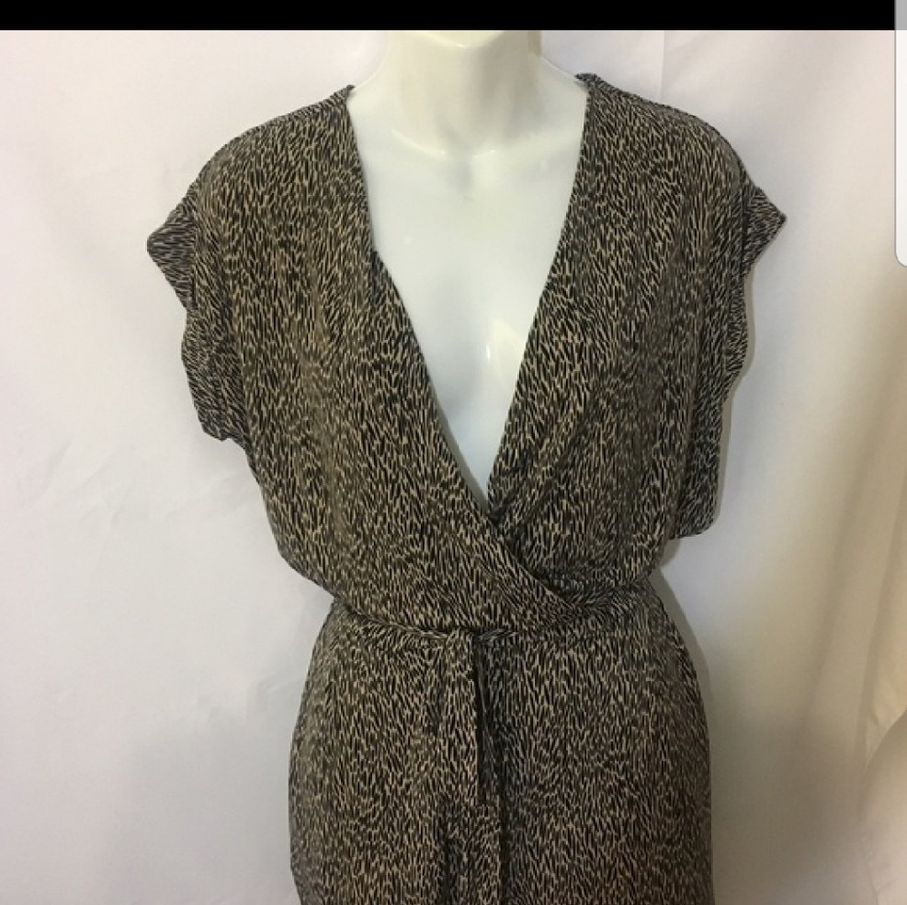 Cheetah Jumper - Picture 2 of 2